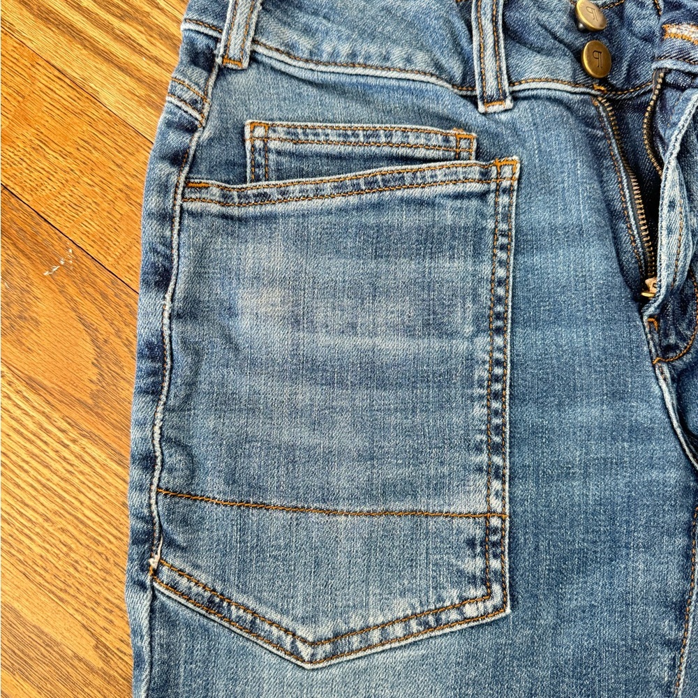 Pilcro Classic Blue Straight Leg Jeans - Picture 4 of 6